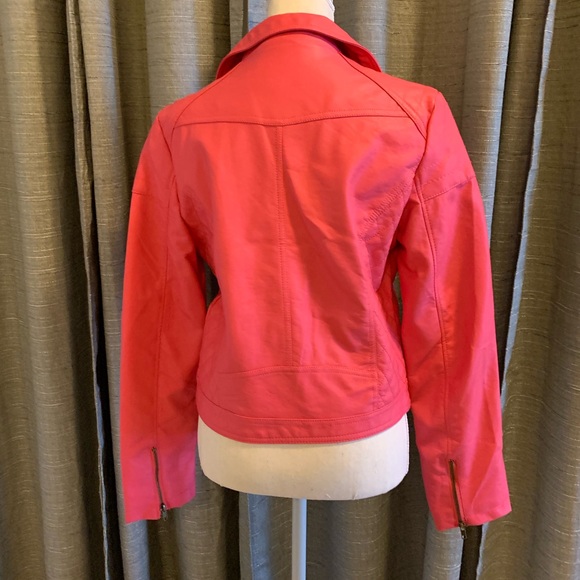 C’ EST TOI vegan jacket in HOT PINK!! - Picture 3 of 5